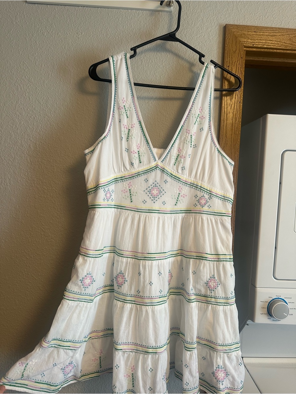American Eagle Outfitters White Tiered Embroidered V-Neck Sun Dress